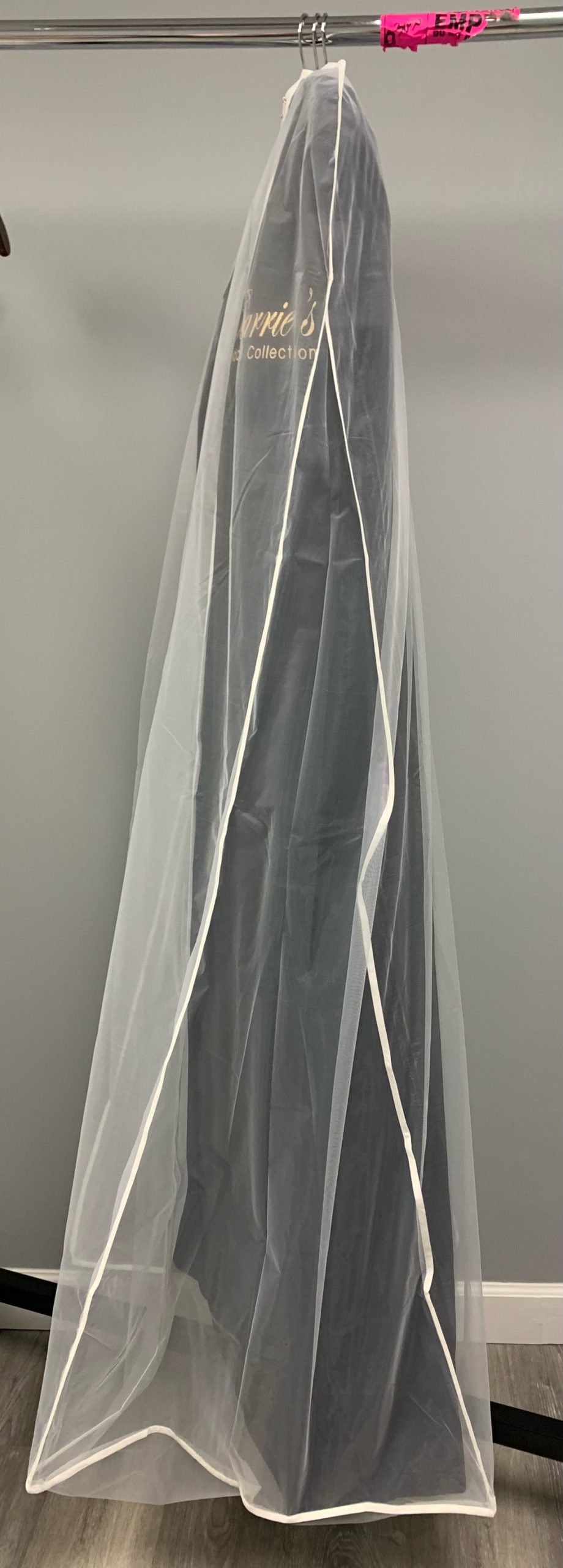 Gown Covers – 30″ Gusset, Zip Front Organza #1050 - Bridal Provisions ...