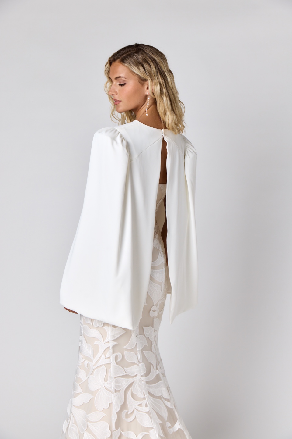 THE CRESCENT CAPELET - REVERSIBLE - ACC117 - Image 3