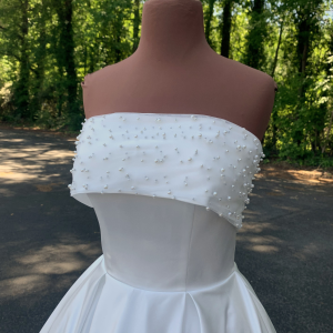 ACC95-1  - Pearl Neckline Band (Unlined)