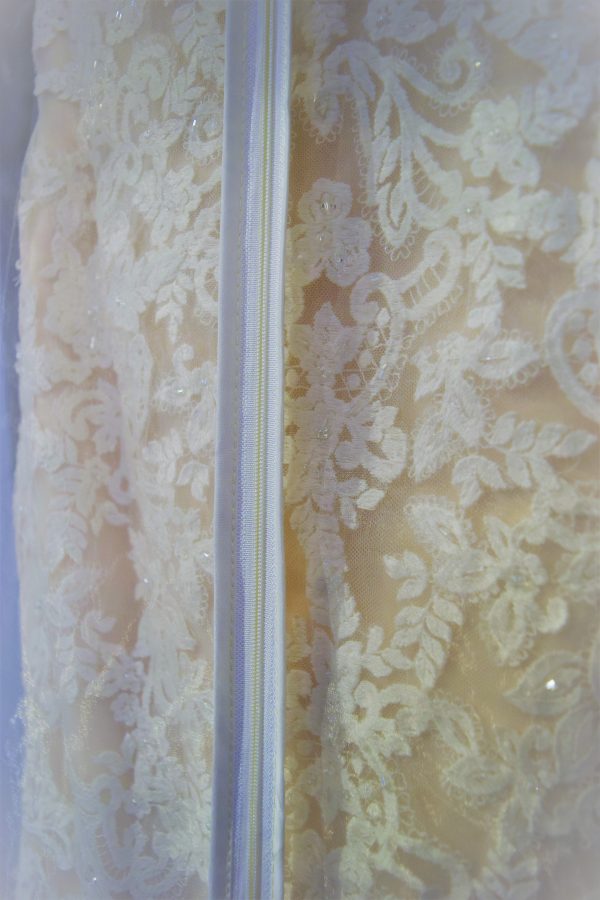 * Gown Covers - Organza Zip Front, Bottom Closed #1036 - Image 4